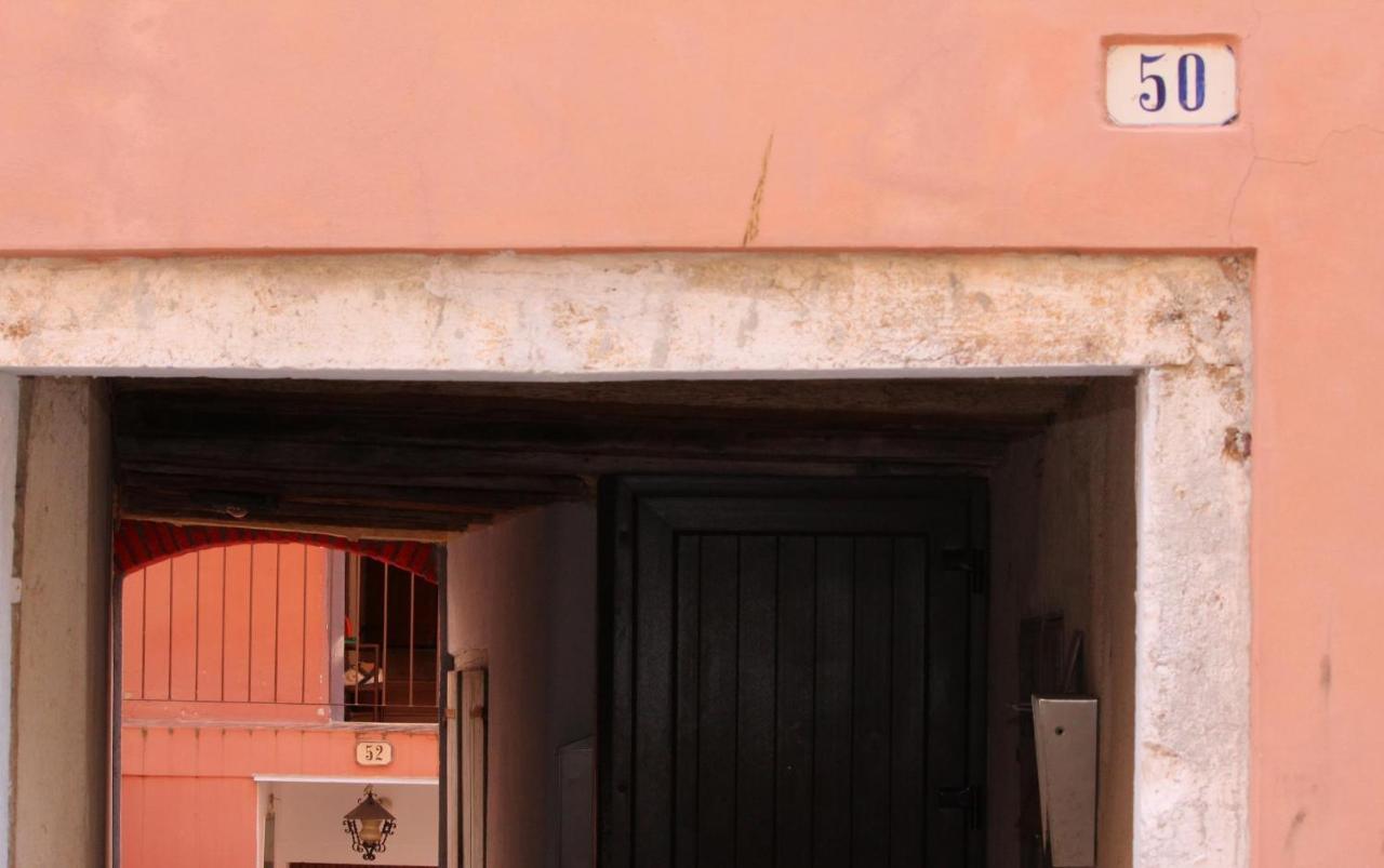 Apartment El Corsaro 2 ロヴィニ エクステリア 写真