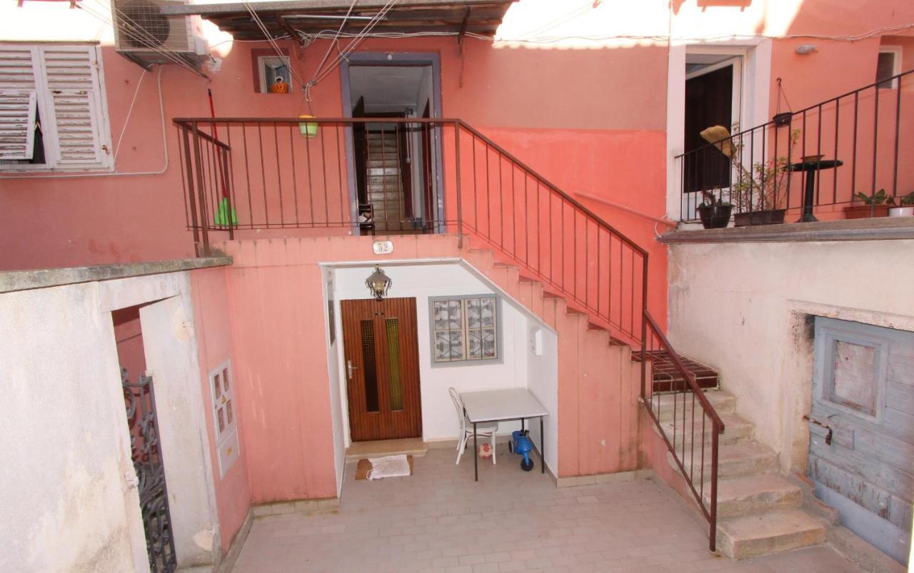 Apartment El Corsaro 2 ロヴィニ エクステリア 写真